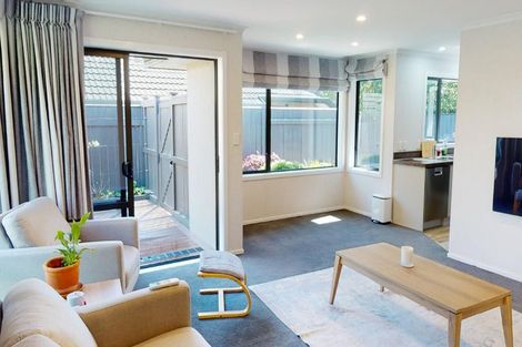 Photo of property in 18a Surrey Crescent, Hokowhitu, Palmerston North, 4410