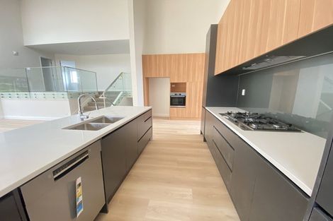 Photo of property in 22 Lorikeet Place, Unsworth Heights, Auckland, 0632