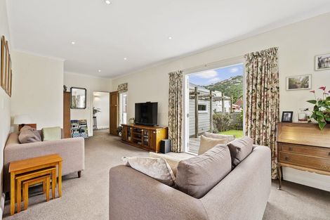 Photo of property in 109 Freyberg Street, Lyall Bay, Wellington, 6022