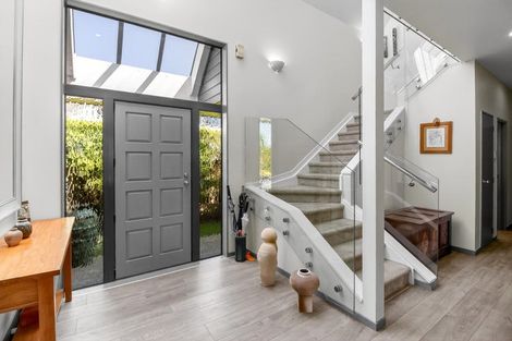 Photo of property in 28 Connemara Court, West Harbour, Auckland, 0618