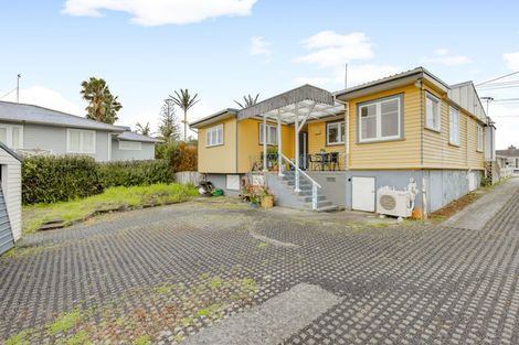 Photo of property in 96 Rosier Road, Glen Eden, Auckland, 0602