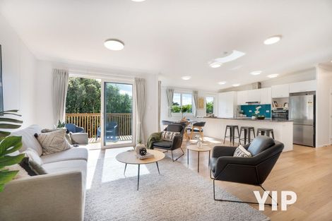 Photo of property in 23 Padnell Crescent, Paparangi, Wellington, 6037