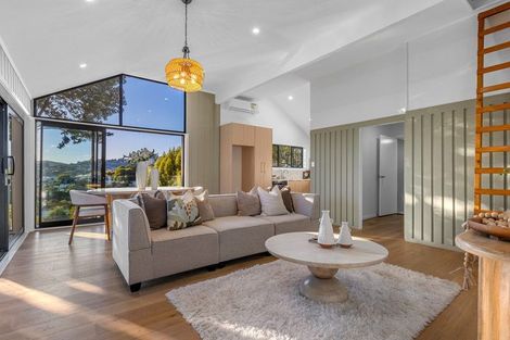 Photo of property in 175 Hackthorne Road, Cashmere, Christchurch, 8022