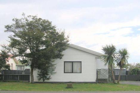 Photo of property in 93 Pohutukawa Drive, Owhata, Rotorua, 3010