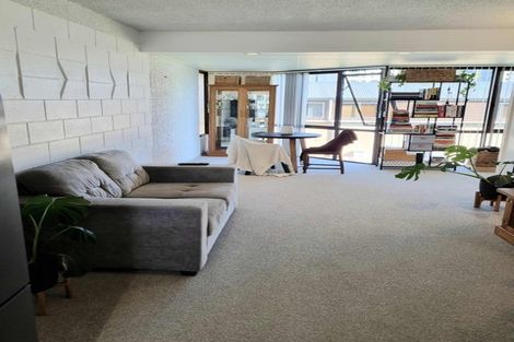 Photo of property in 40 Maunganui Road, Mount Maunganui, 3116
