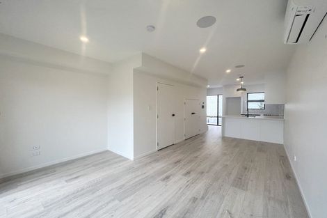 Photo of property in 2 Grove Lane, Pakuranga, Auckland, 2010