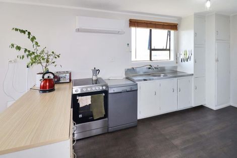 Photo of property in 9 Roiri Way, Titahi Bay, Porirua, 5022