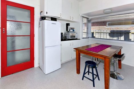 Photo of property in 154 Wainoni Road, Avondale, Christchurch, 8061