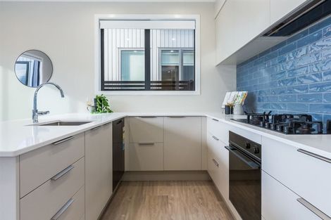 Photo of property in 10 Skysail Lane, Whitby, Porirua, 5024