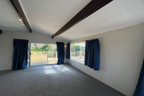 Photo of property in 1 Hokio Road, Hokio Beach, Levin, 5571