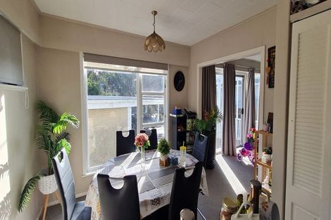 Photo of property in 55 Fraser Avenue, Johnsonville, Wellington, 6037