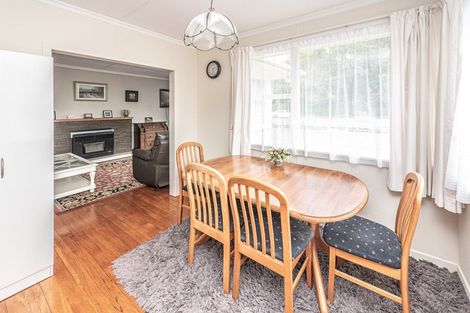 Photo of property in 17 Skerman Street, Marton, 4710