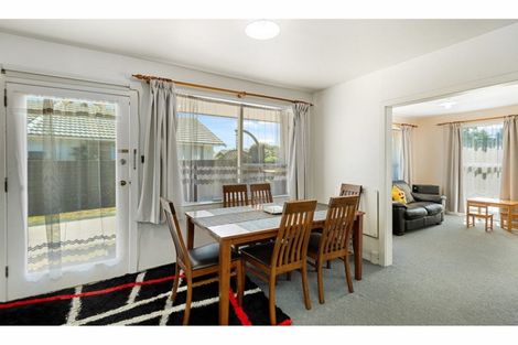 Photo of property in 68 Oakhampton Street, Hornby, Christchurch, 8042