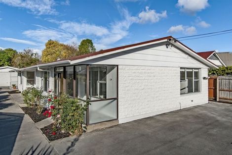 Photo of property in 86 Avonhead Road, Avonhead, Christchurch, 8042