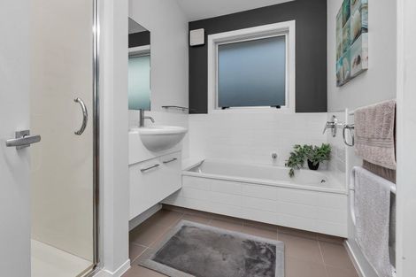 Photo of property in 1 Cayman Court, One Tree Point, 0118