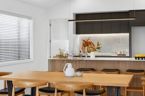 Photo of property in 7 Annie Aranui Drive, Poraiti, 4182