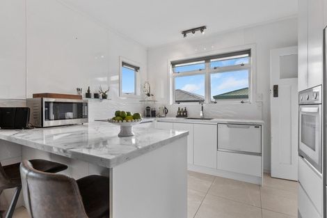Photo of property in 46 Sanders Avenue, Westown, New Plymouth, 4310