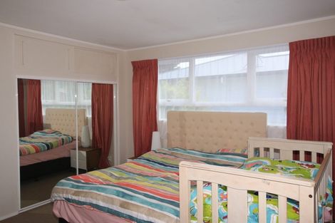 Photo of property in 14 Totara Grove, Hillcrest, Auckland, 0627