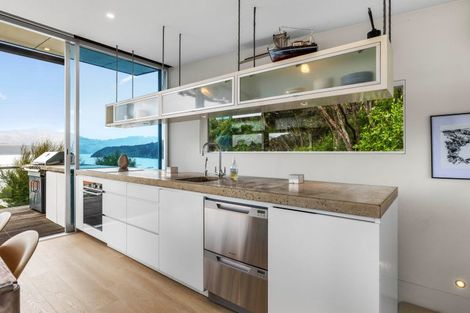 Photo of property in 11b Walnut Place, Akaroa, 7520