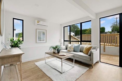 Photo of property in 122c Lancaster Road, Beach Haven, Auckland, 0626