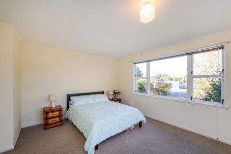 Photo of property in 2 Signal Street, Marton, 4710