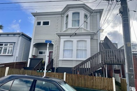 Photo of property in 4a/8 Howard Street, Mount Cook, Wellington, 6021