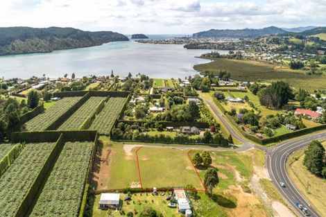 Photo of property in 1a Allan Drive, Whangamata, 3691