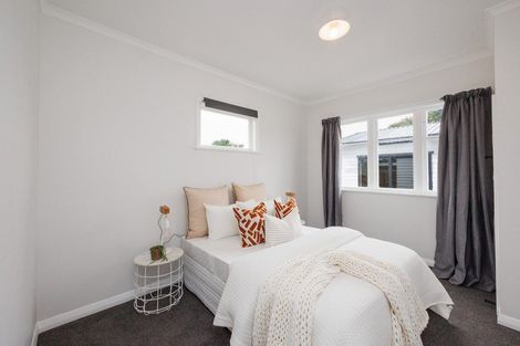 Photo of property in 6 Belvedere Crescent, Takaro, Palmerston North, 4412