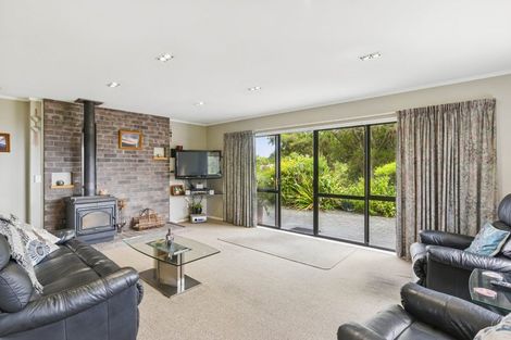 Photo of property in 168 Te Hapua Road, Te Horo, Otaki, 5581