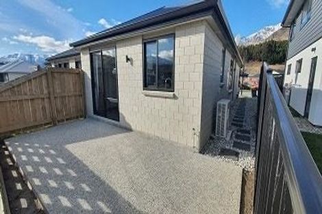 Photo of property in 2 Silver Street, Lower Shotover, Queenstown, 9304