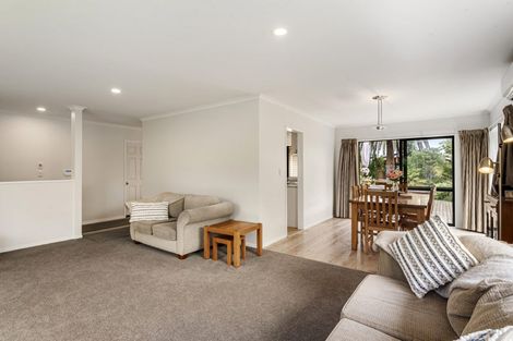 Photo of property in 276 Glenvar Road, Torbay, Auckland, 0630