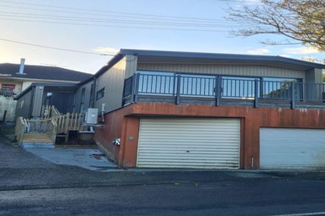 Photo of property in 12 Chester Road, Tawa, Wellington, 5028