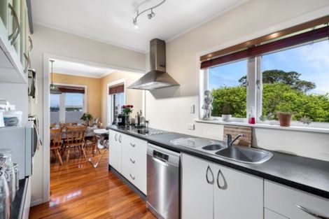 Photo of property in 54 Lyttelton Avenue, Forrest Hill, Auckland, 0620