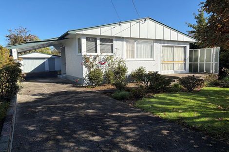 Photo of property in 9 Chamberlain Street, Dannevirke, 4930