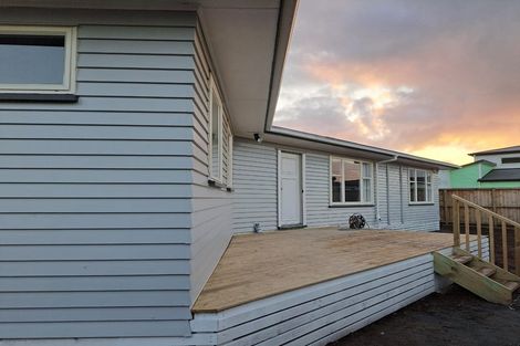 Photo of property in 1 Busing Avenue, Papakura, 2110