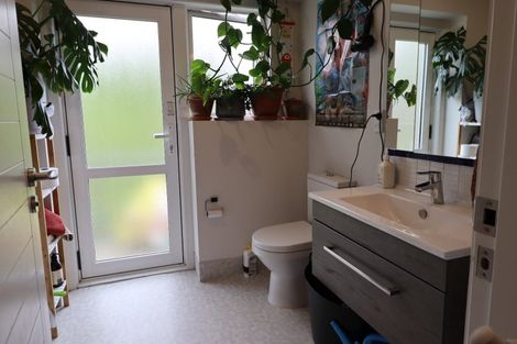 Photo of property in Fountain Court, 11/48u Oriental Parade, Oriental Bay, Wellington, 6011