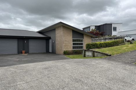 Photo of property in 11 Raddington Way, Huntington, Hamilton, 3210