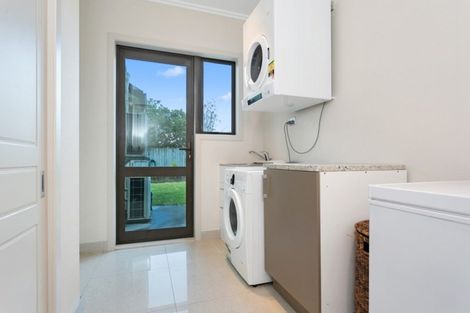 Photo of property in 6 Honiss Place, Cambridge, 3434