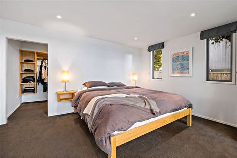 Photo of property in 12b Chapman Road, Te Atatu Peninsula, Auckland, 0610