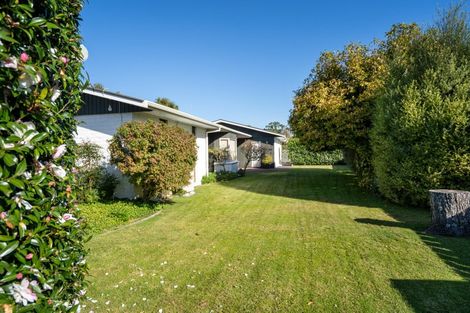 Photo of property in 6 Woodstock Crescent, Leamington, Cambridge, 3432