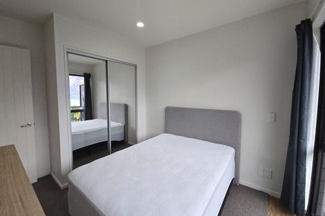 Photo of property in Arno Apartment, 11/8 Mckerrow Place, Sunshine Bay, Queenstown, 9300