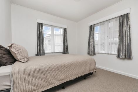 Photo of property in 126 Hutchinson Avenue, New Lynn, Auckland, 0600