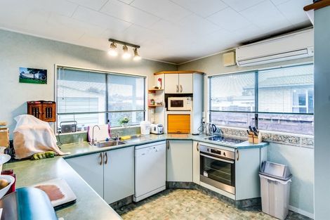 Photo of property in 14 Stiles Avenue, Waipukurau, 4200