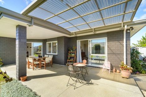 Photo of property in 13 Cherry Place, Feilding, 4702