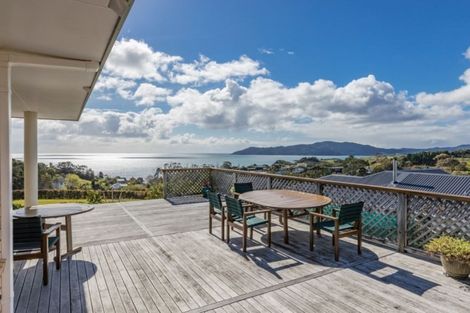 Photo of property in 2 Ocean View Road, Cable Bay, 0420