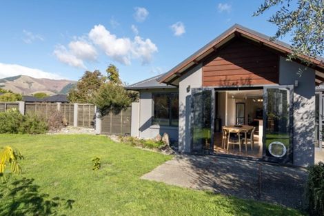 Photo of property in 10 Lucy Murcott Place, Stoke, Nelson, 7011