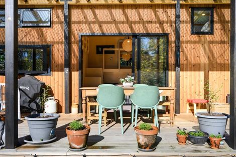 Photo of property in 914 Napier Road, Whakarongo, Palmerston North, 4470