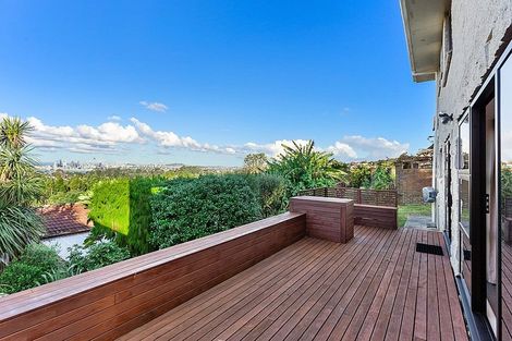 Photo of property in 38 Balmain Road, Chatswood, Auckland, 0626