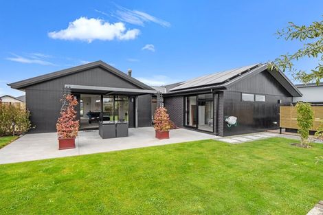 Photo of property in 9 Godley Place, Woodend, 7610