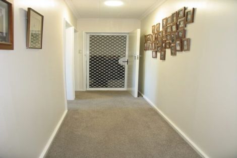 Photo of property in 6 Tybalt Street, Stratford, 4332